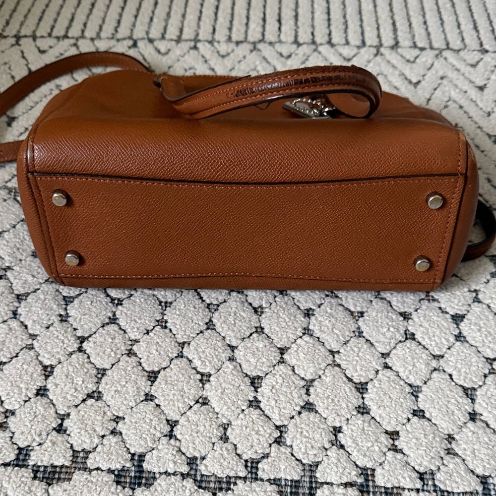 Coach Tan Leather Crossbody Bag - Picture 12 of 16